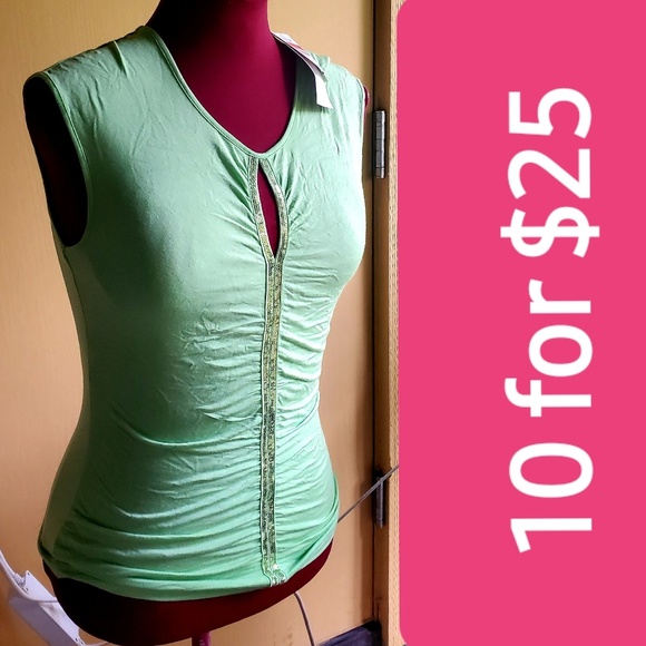 Tops - 🍒10 for $25🍒 ON SALE